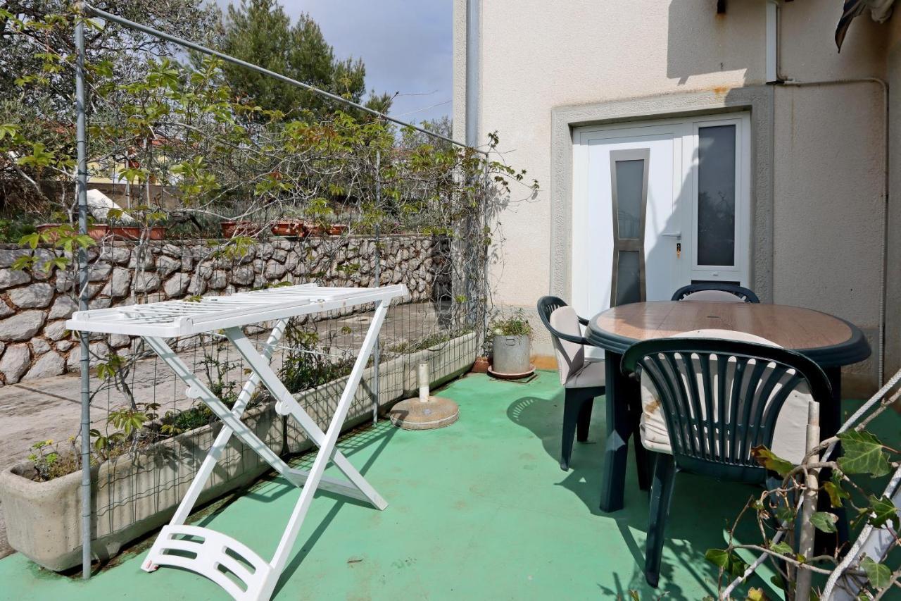 Apartments With A Parking Space Punat, Krk - 5410 Bagian luar foto